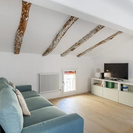 Casa Clavature, Nel Cuore Di アパート ボローニャ